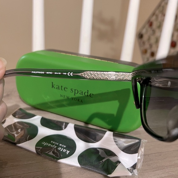 NIB Kate Spade Sunglasses For Women - Picture 7 of 7